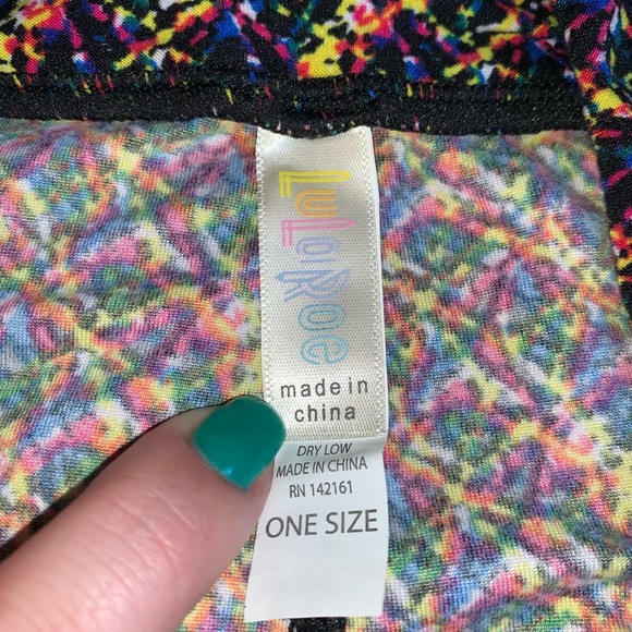 LuLaRoe One Size Leggings - Picture 4 of 7